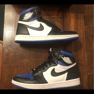 Jordan 1 royal toes if interested txt 8287852038